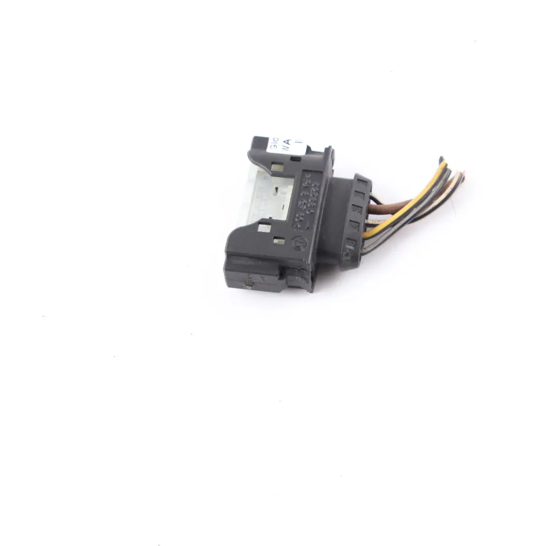  Lamp Plug Mercedes W203 Front Left N/S Light Socket Wiring - SKU A2125454628 - Part number A2125454628