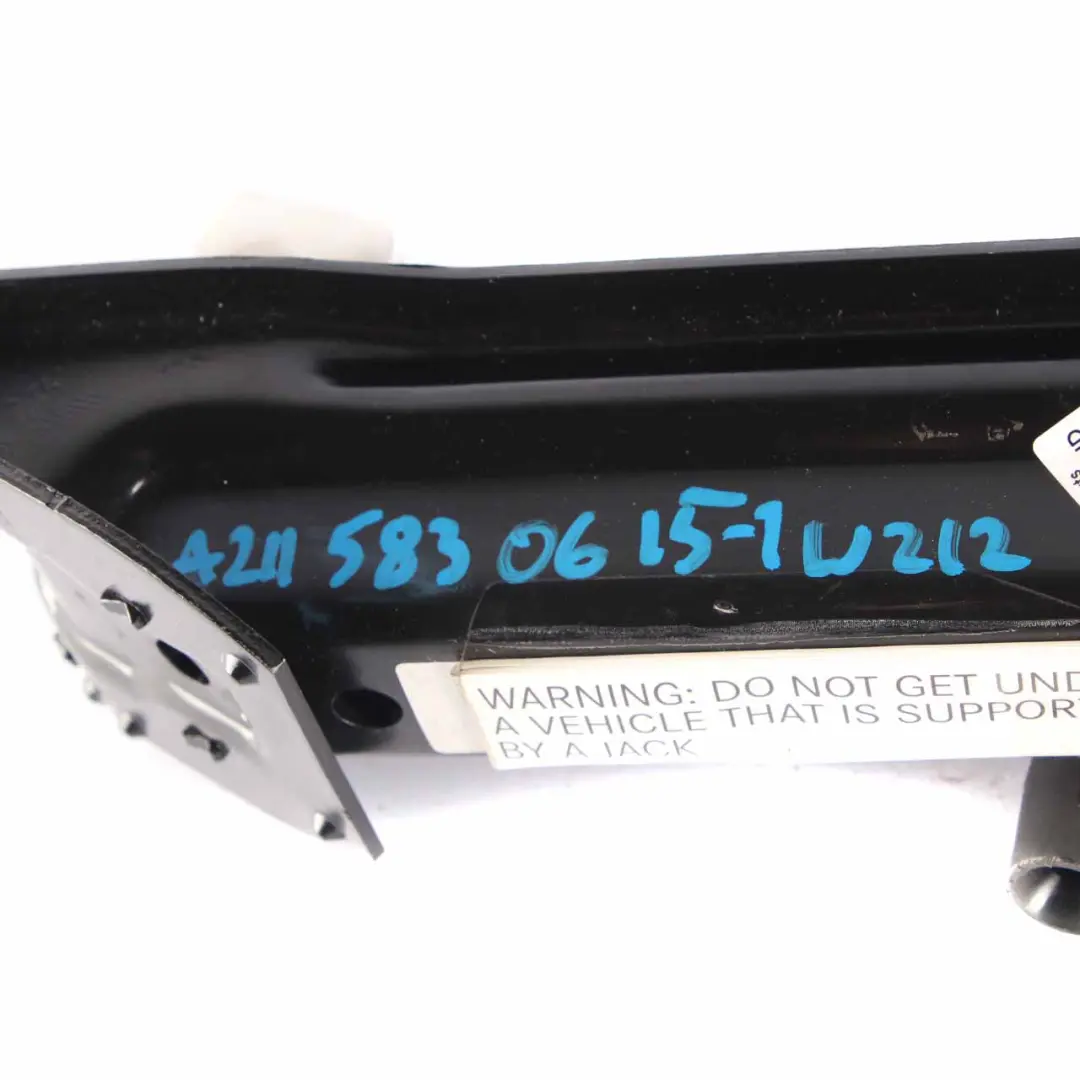 Lifting Jack Tool Emergency Wheel to Mercedes W204 W212 Car with Part number A2125800218 Mercedes W204 W212 Car Lifting Jack Tool Emergency Wheel - SKU A2125800218 - Part number A2125800218