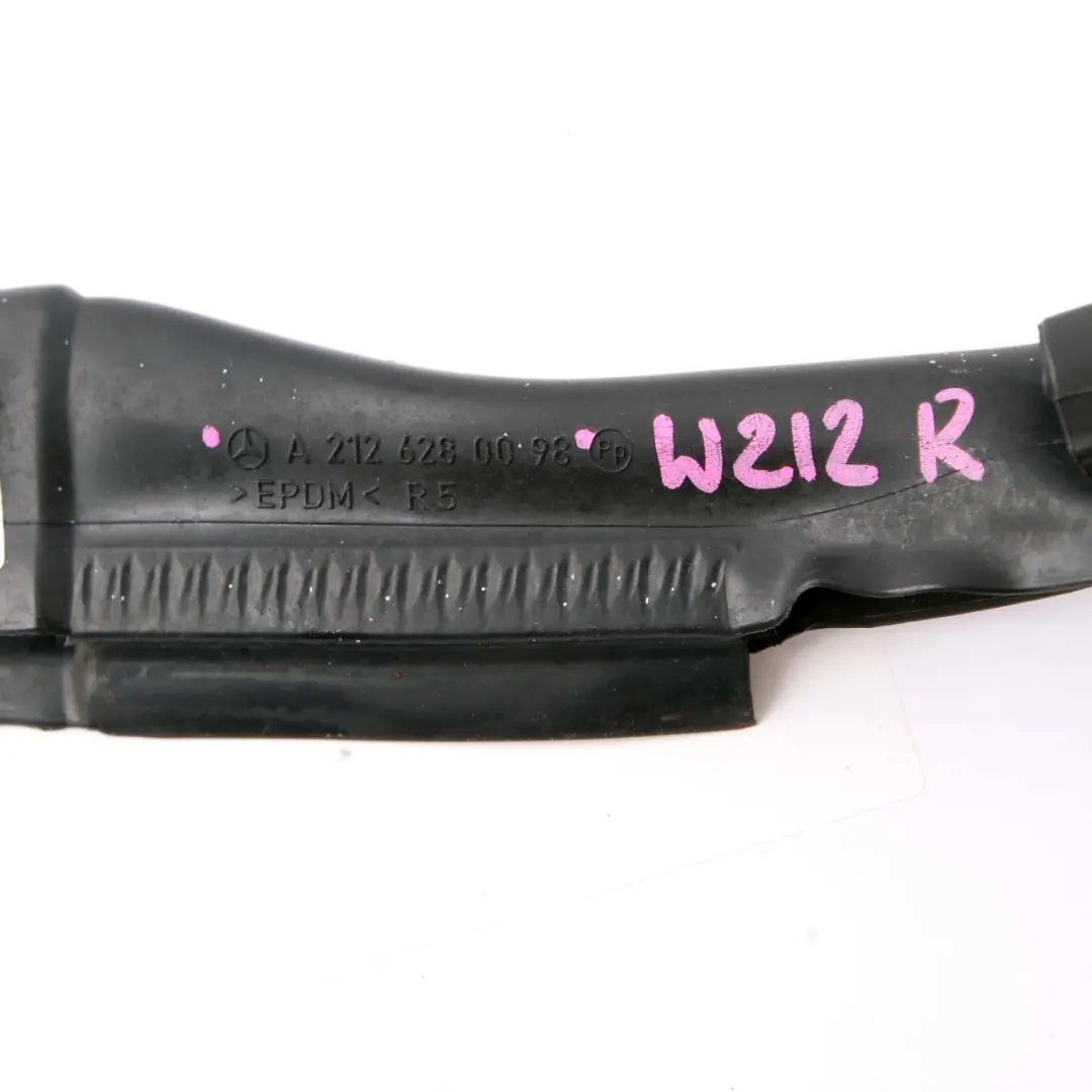  Joint D'etancheite Moteur Mercedes W212 Capot Caoutchouc Droit - SKU A2126280098 - Numéro de pièce A2126280098