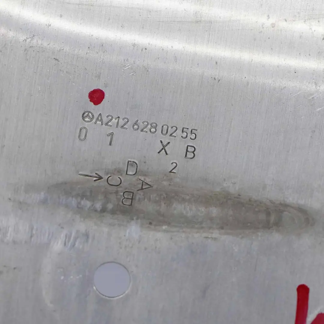 Osłona Termiczna Przegrody Silnika do Mercedes W212 o numerze A2126280255 Mercedes W212 Osłona Termiczna Przegrody Silnika - SKU A2126280255 - Numer Części A2126280255