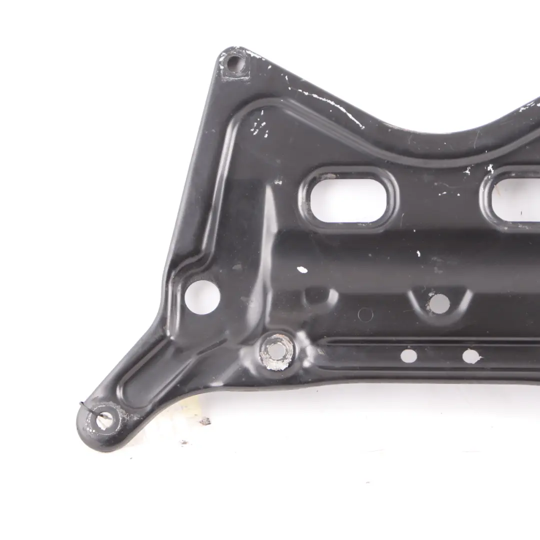 Mercedes W204 W212 Wspornik Osłona Mocowanie Sanek Przód - SKU A2126280311 - Numer Części A2126280311