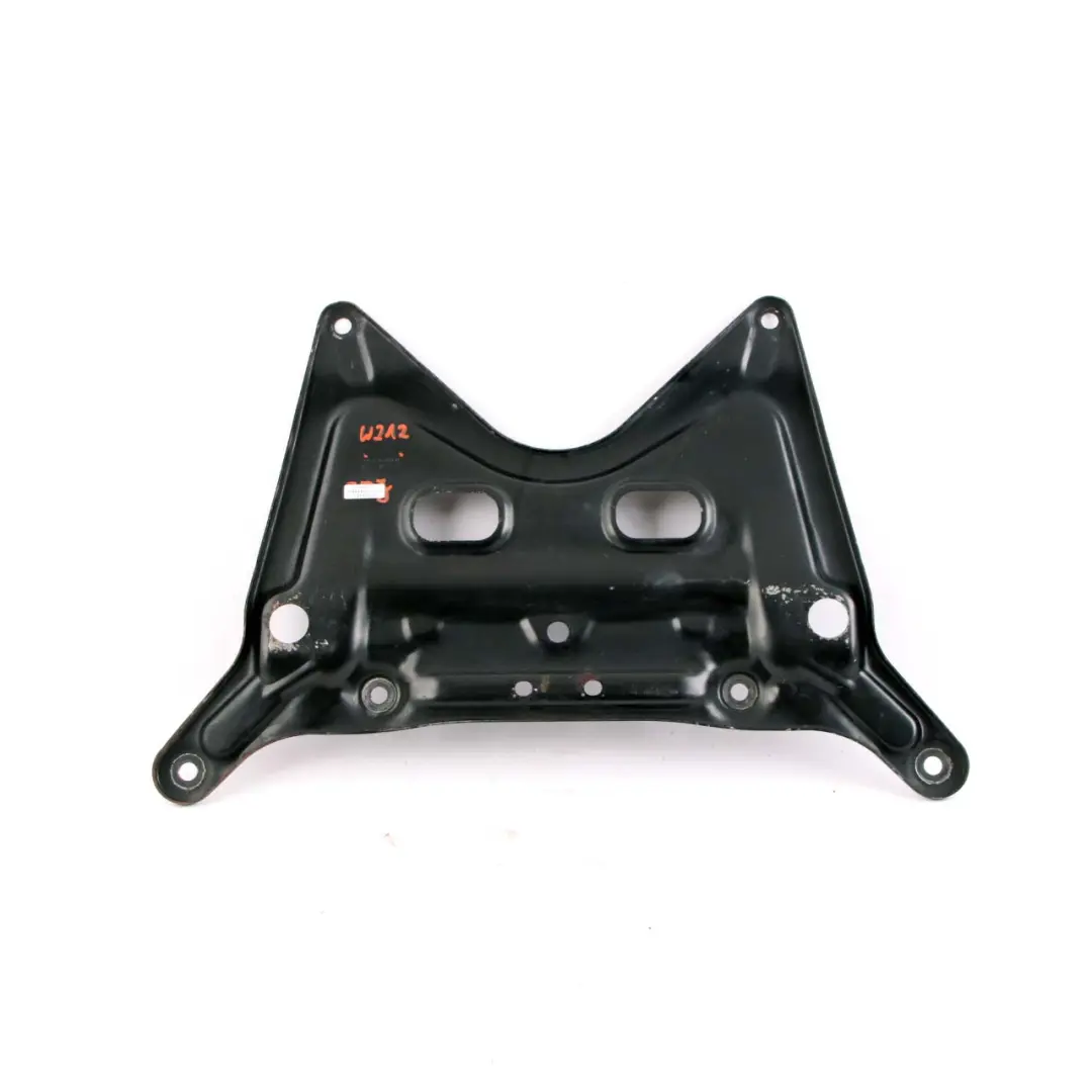 Berceau Sous-châssis Plaque De Support D'essieu Avant pour Mercedes W212 à propos du numéro de pièce A2126280711 Mercedes W212 Berceau Sous-châssis Plaque De Support D'essieu Avant - SKU A2126280711 - Numéro de pièce A2126280711