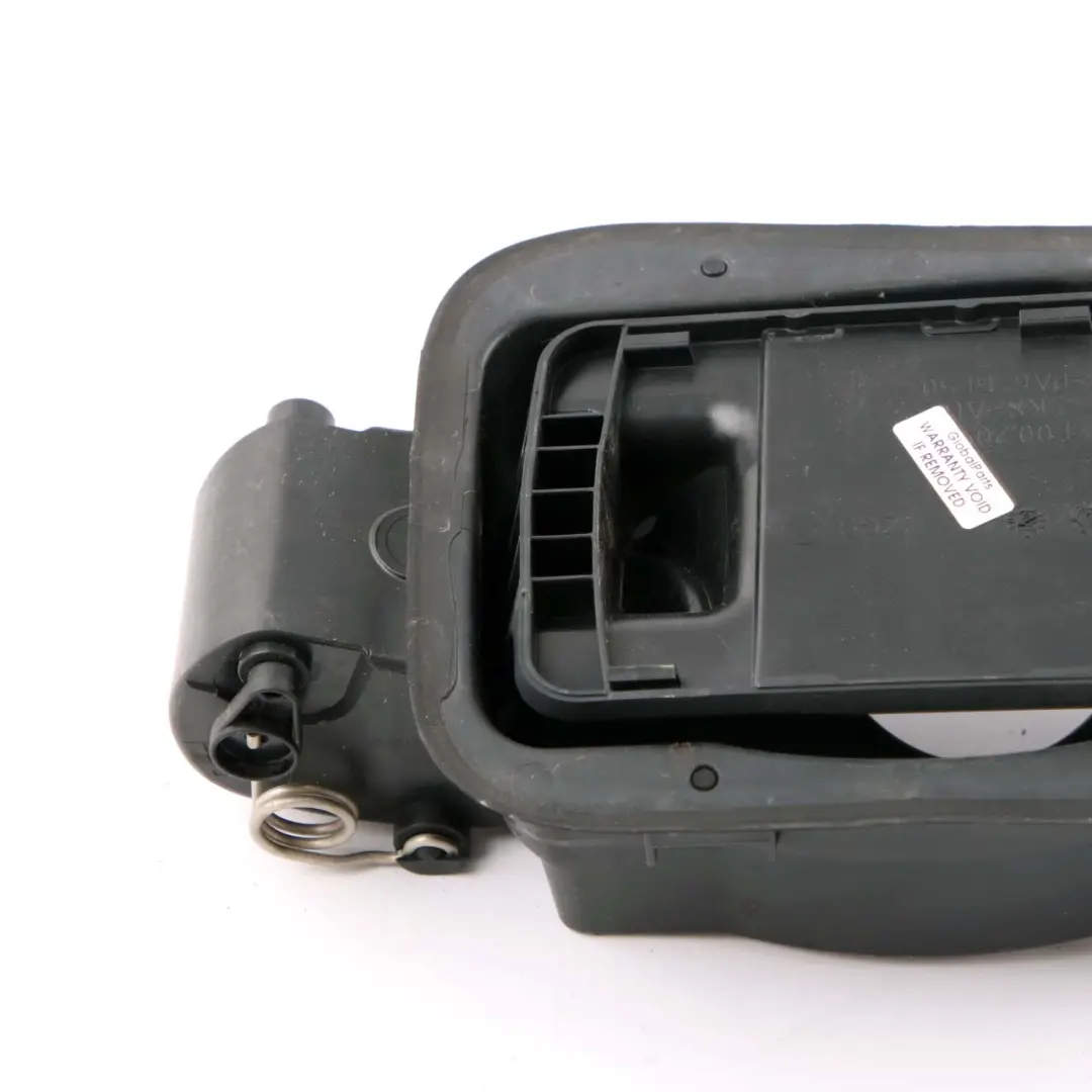 Carburante Tappo Copertura Dello Sportello Riempimento per Mercedes W212 con numero di parte A2126300067 Mercedes W212 Carburante Tappo Copertura Dello Sportello Riempimento - SKU A2126300067 - Numero di parte A2126300067