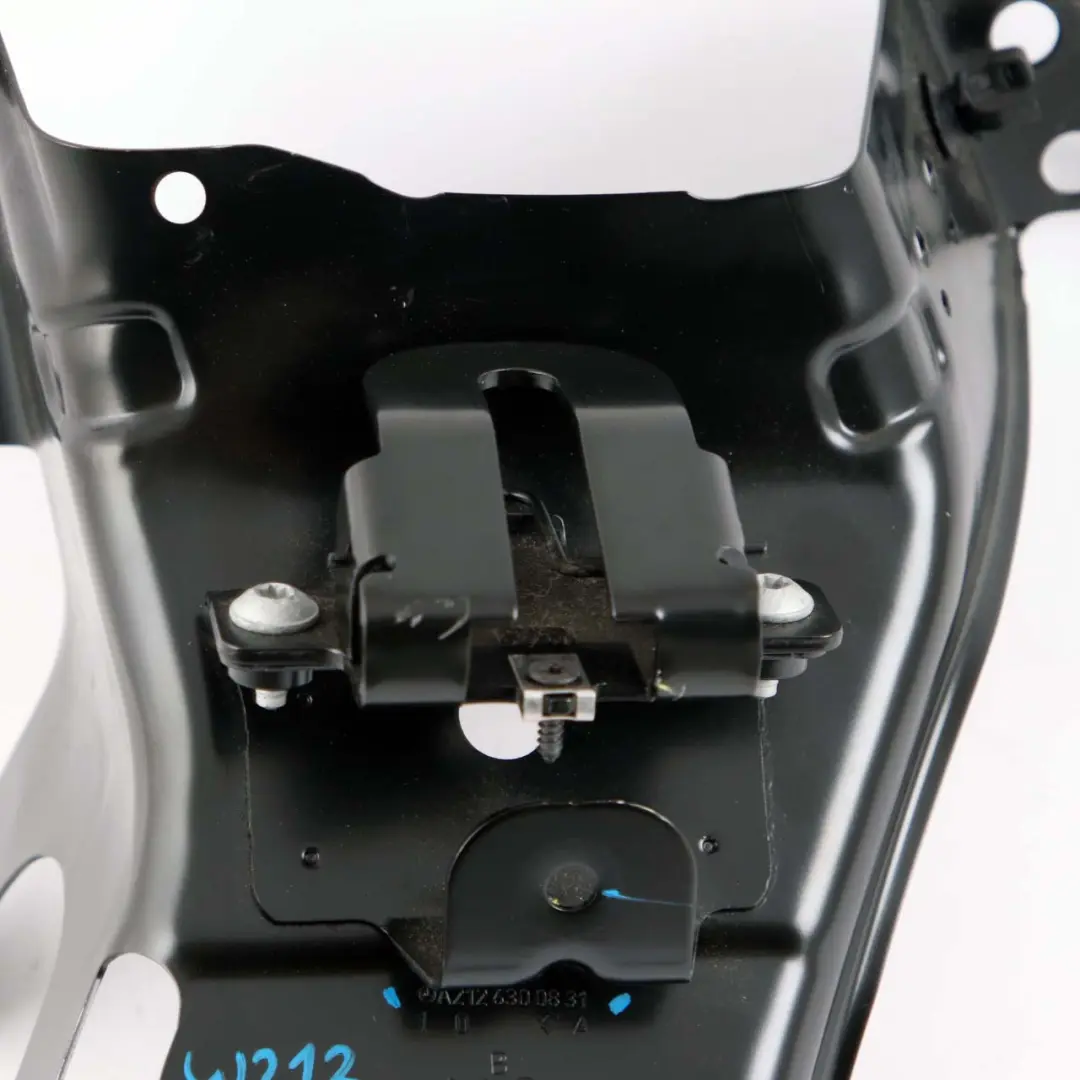 Mercedes W212 Soporte de asiento trasero derecho - SKU A2126300831 - Número de pieza A2126300831