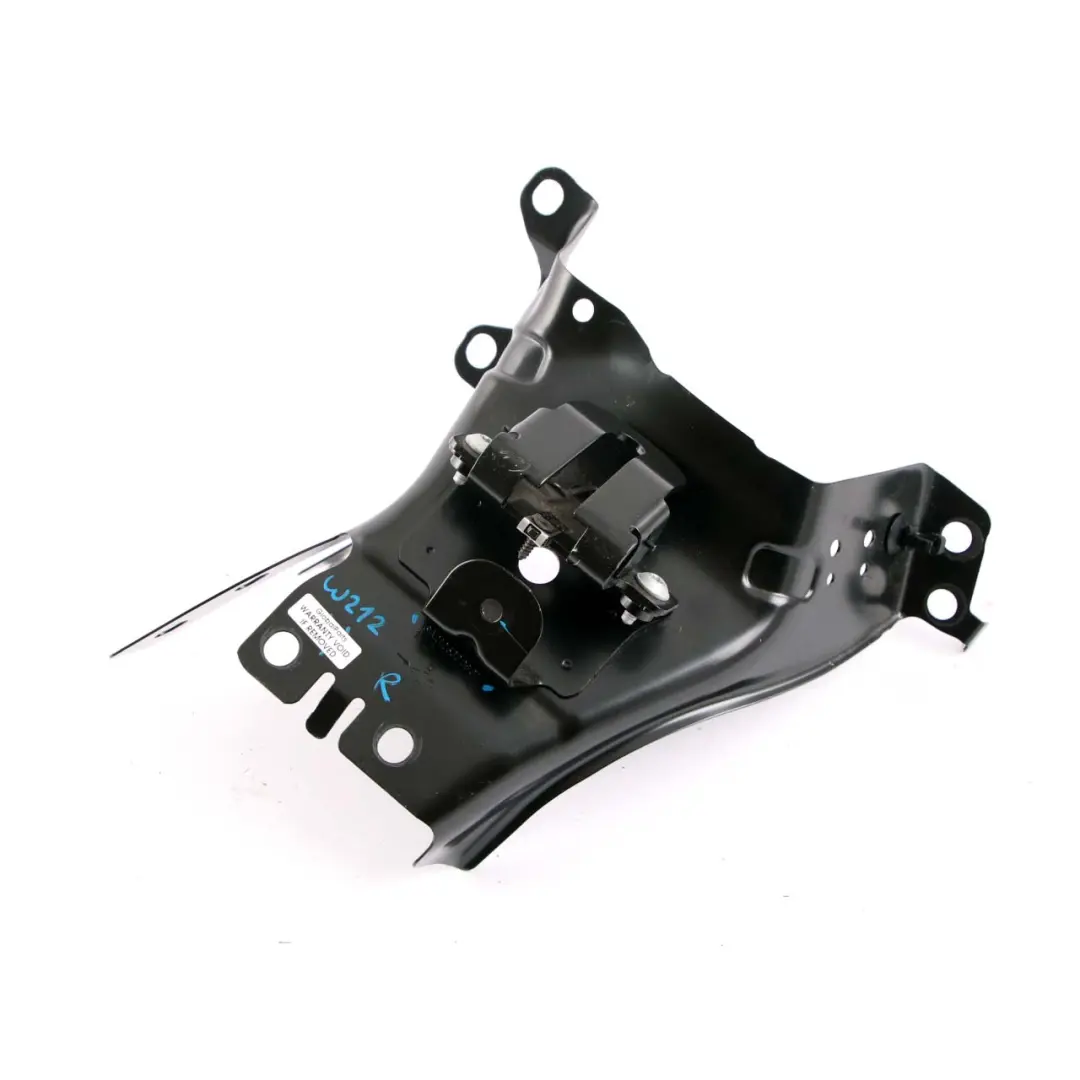 Mercedes W212 Supporto del sedile posteriore Supporto destro - SKU A2126300831 - Numero di parte A2126300831