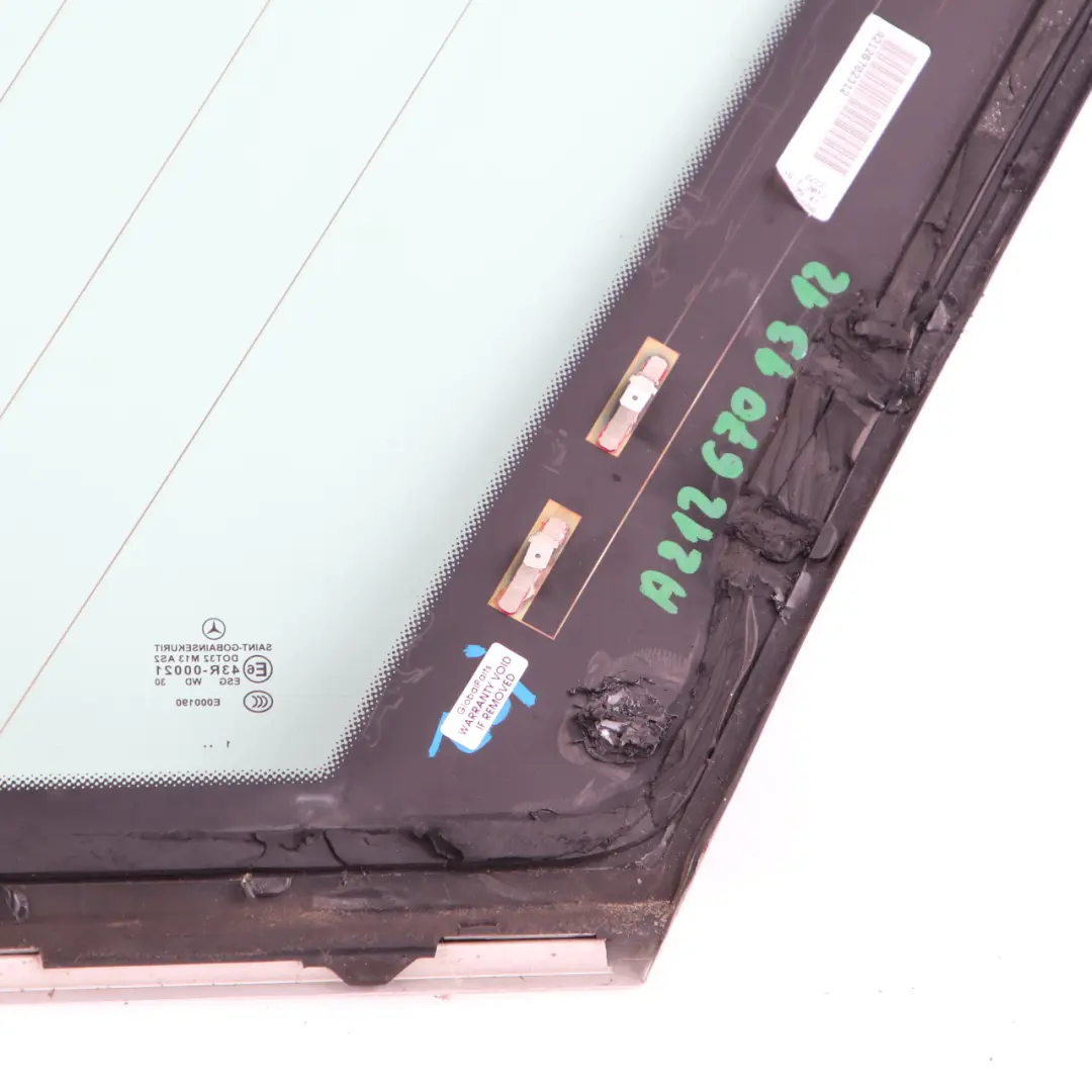 Szyba Boczna Stała Tylna Lewa AS2 Chrom do Mercedes S212 o numerze A2126701312 Mercedes S212 Szyba Boczna Stała Tylna Lewa AS2 Chrom - SKU A2126701312 - Numer Części A2126701312