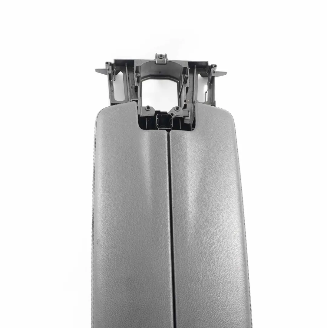 Konsola Środkowa Schowek Skóra do Mercedes W212 o numerze A2126800039 Mercedes W212 Konsola Środkowa Schowek Skóra - SKU A2126800039-1 - Numer Części A2126800039