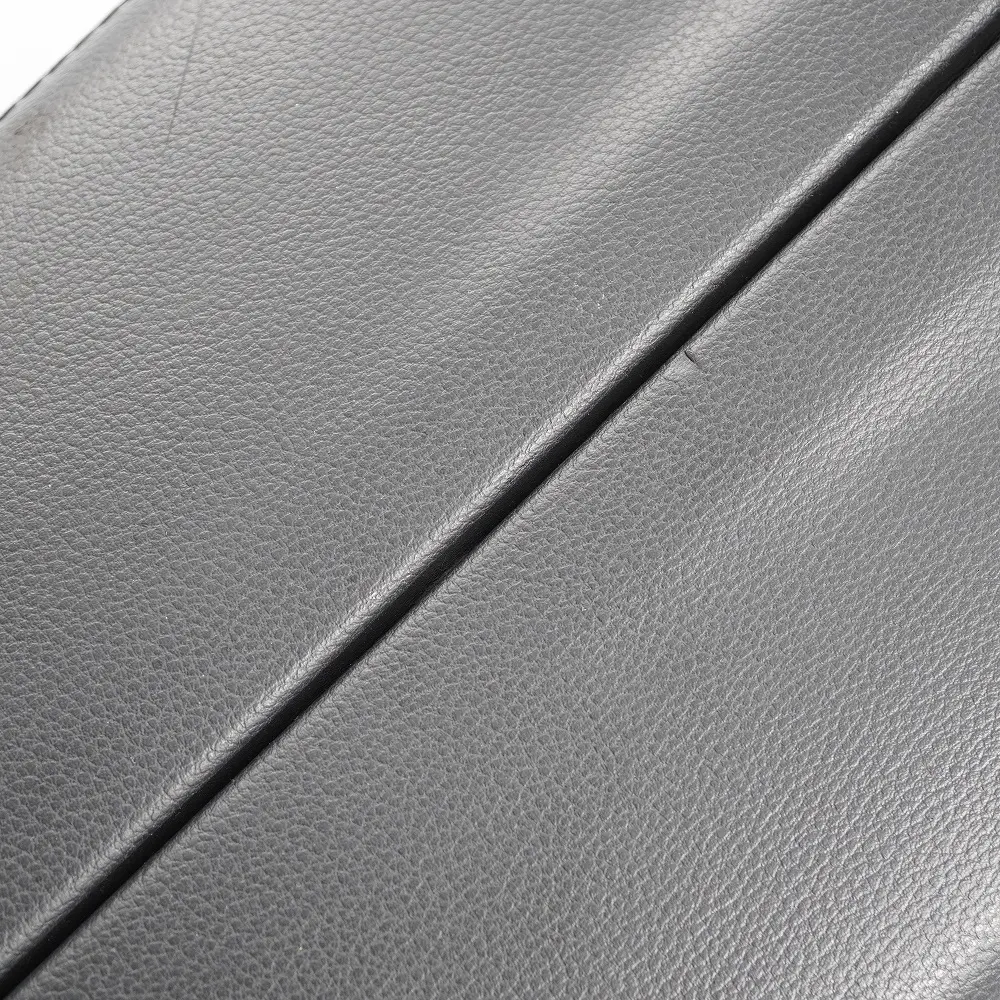 Konsola Środkowa Schowek Skóra do Mercedes W212 o numerze A2126800039 Mercedes W212 Konsola Środkowa Schowek Skóra - SKU A2126800039-1 - Numer Części A2126800039