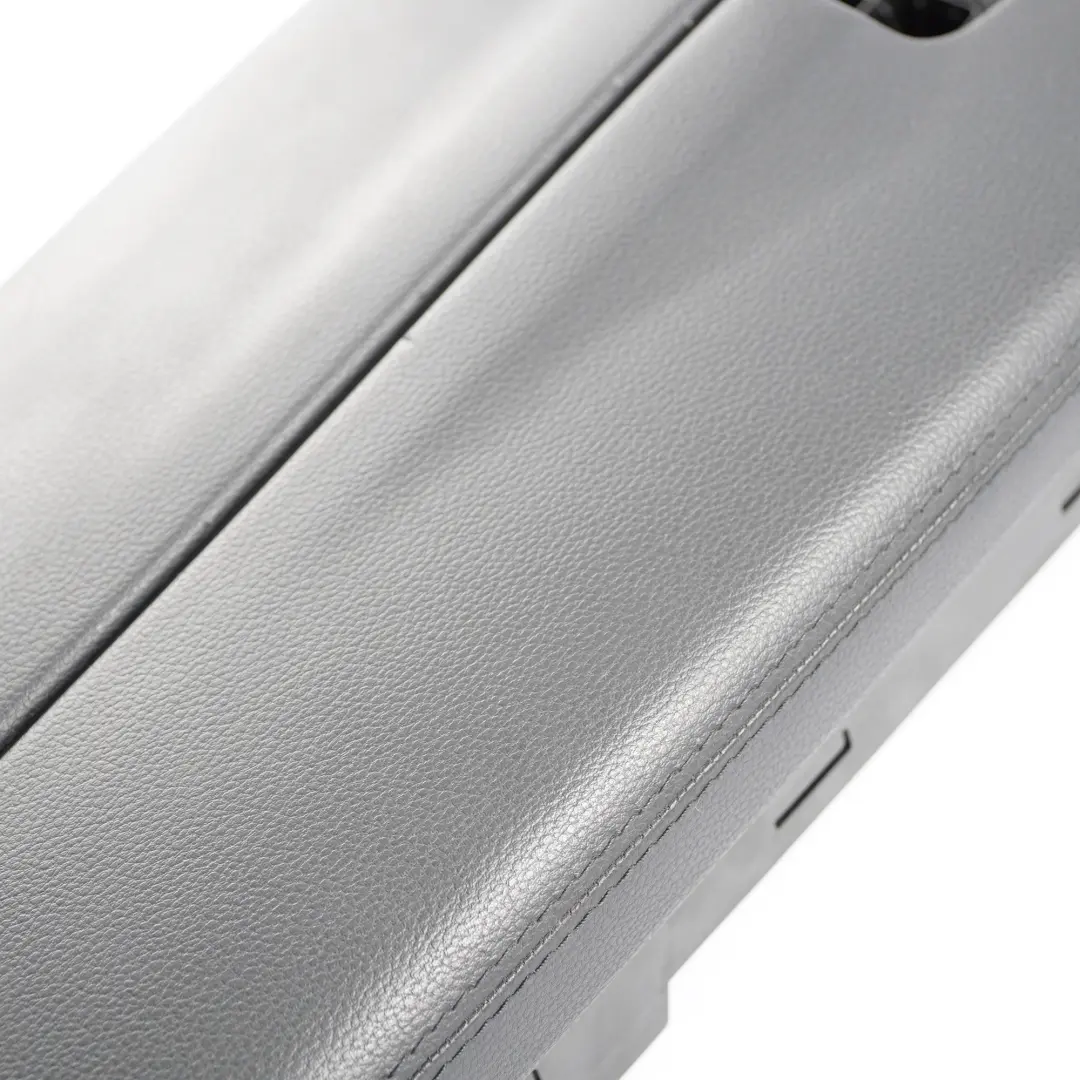 Mercedes W212 Accoudoir Central Console de Compartiment Plateau - SKU A2126800039-1 - Numéro de pièce A2126800039