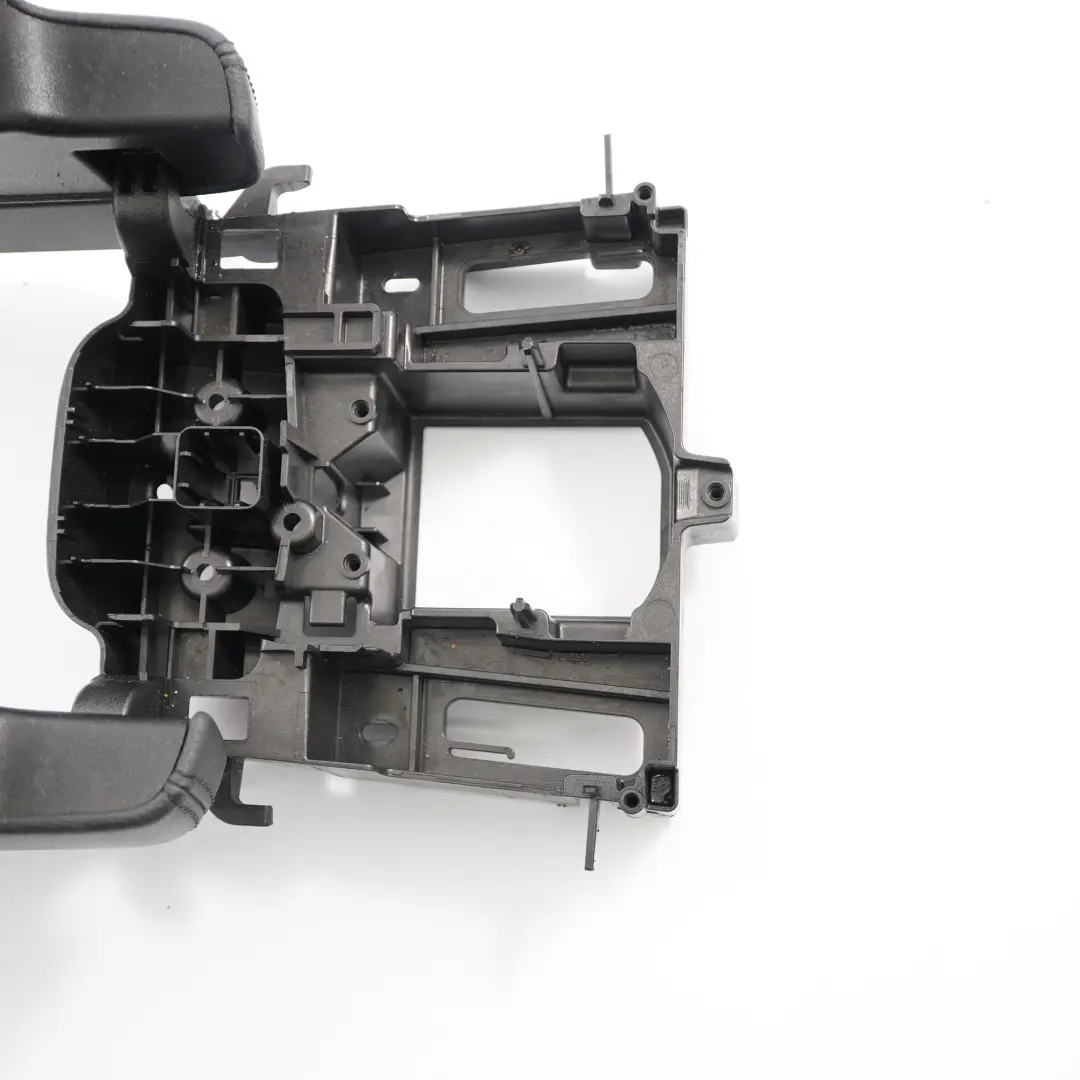 Bracciolo Centrale Vassoio Vano Console per Mercedes W212 con numero di parte A2126800039 Mercedes W212 Bracciolo Centrale Vassoio Vano Console - SKU A2126800039-1 - Numero di parte A2126800039