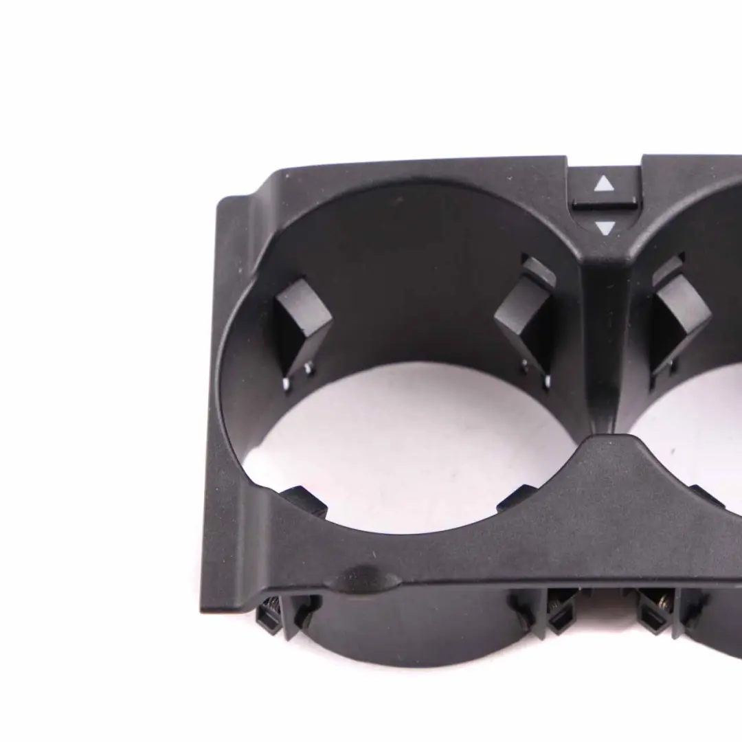 Mercedes W212 Console Centrale Porte-Gobelet Avant Noir - SKU A2126800110 - Numéro de pièce A2126800110