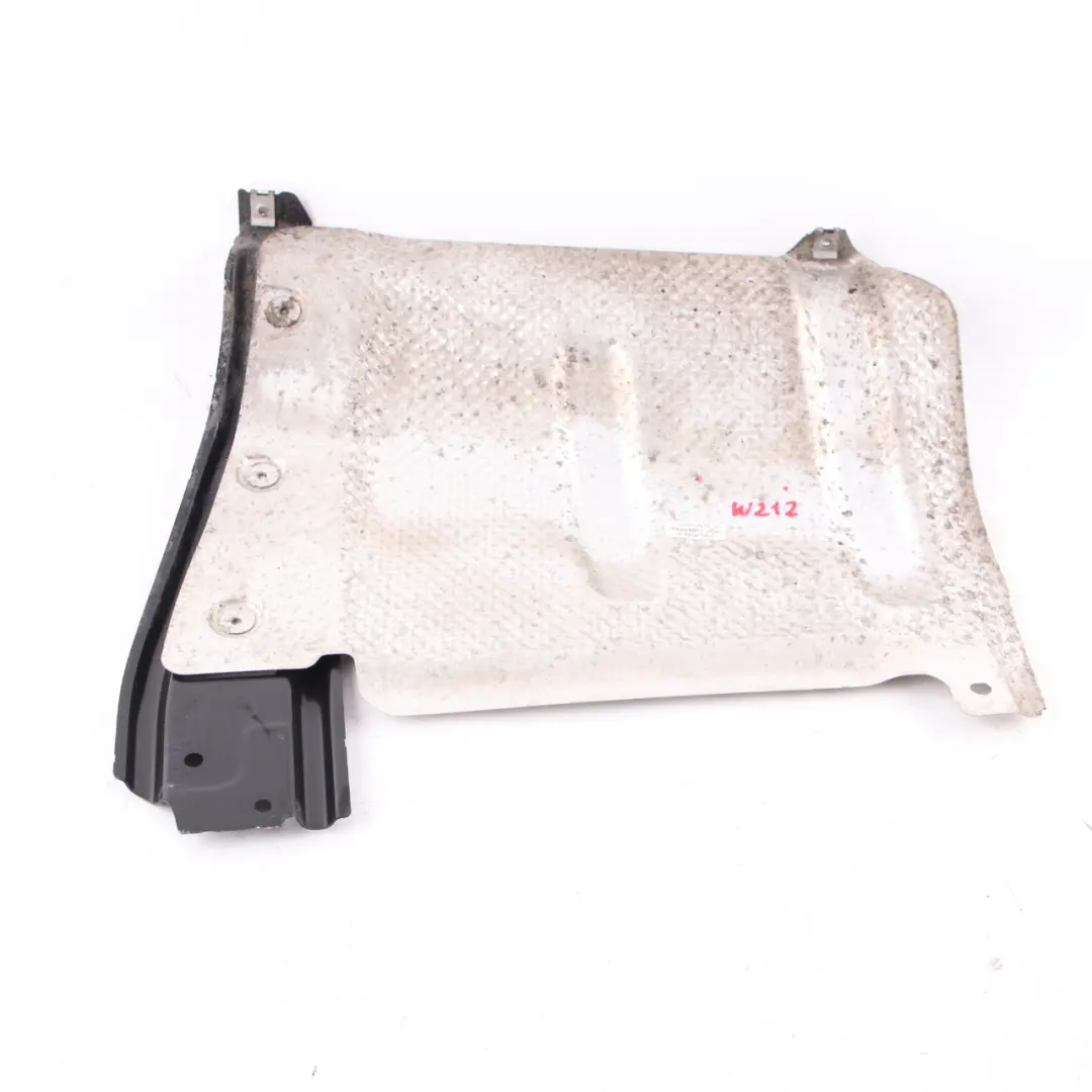 Mercedes W212 W218 Protector Térmico Escape Izquierdo - SKU A2126800122 - Número de pieza A2126800122