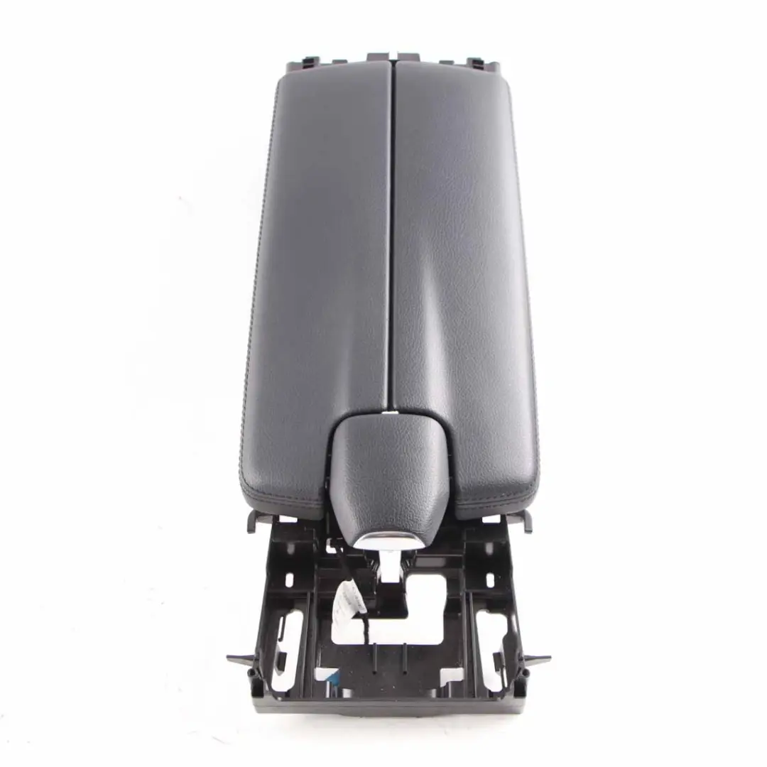 Mercedes W212 Bracciolo centrale Vassoio vano console - SKU A2126800196 - Numero di parte A2126800196