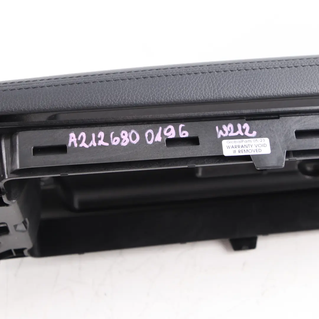 Mercedes W212 Accoudoir central Console de rangement Plateau - SKU A2126800196 - Numéro de pièce A2126800196
