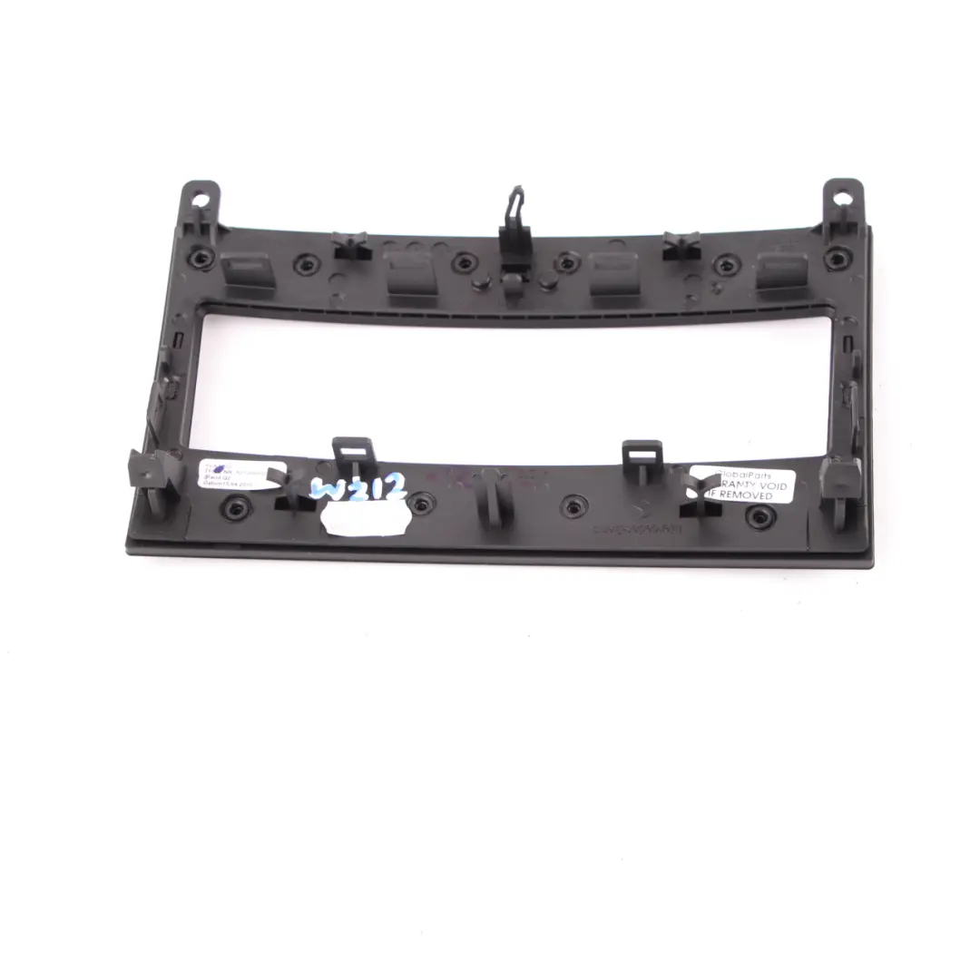 Salpicadero Climatizador Tapa Aluminio Oscuro para Mercedes W212 con número de pieza A2126800207 Mercedes W212 Salpicadero Climatizador Tapa Aluminio Oscuro - SKU A2126800207 - Número de pieza A2126800207