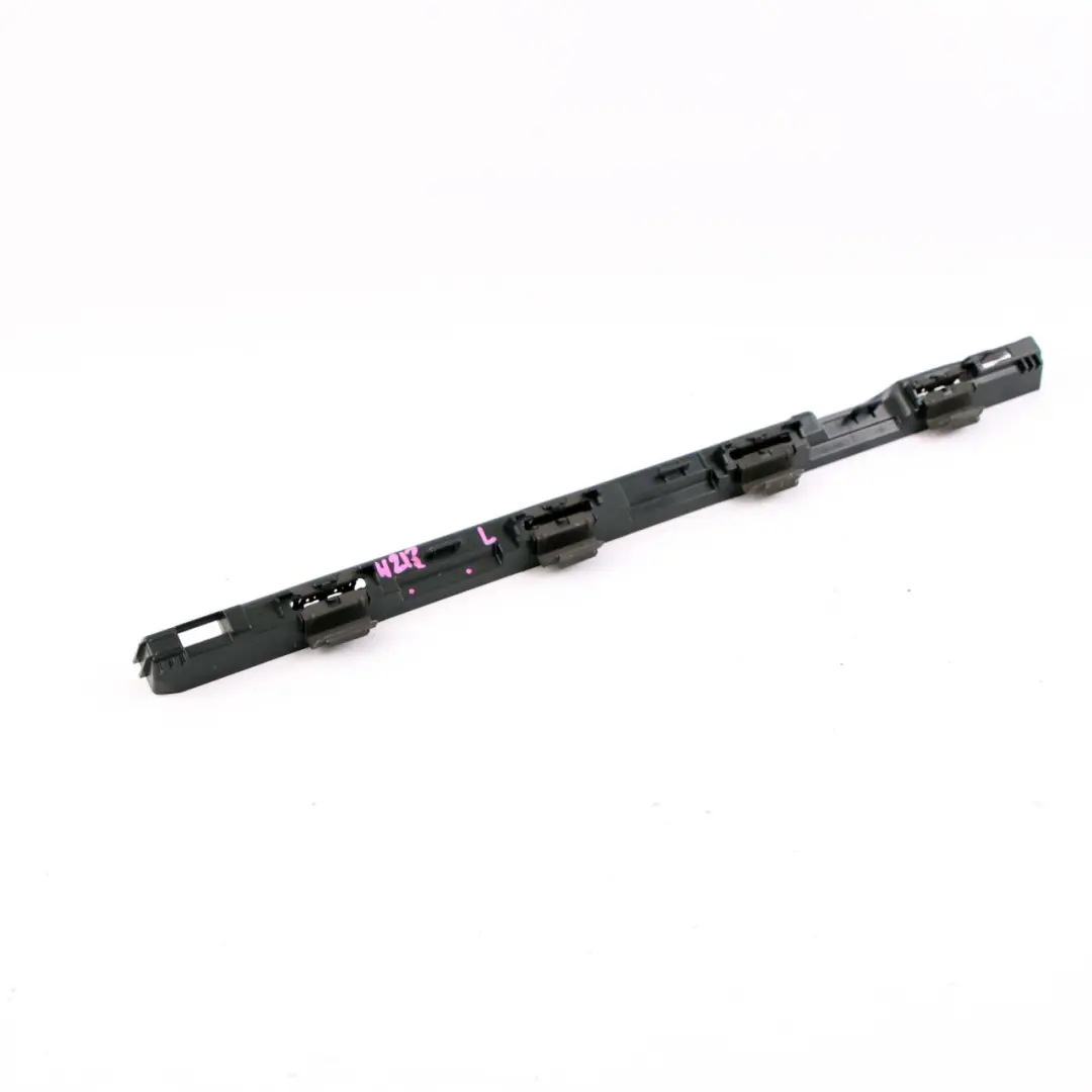 Mercedes W212 Eingangstürverkleidung Halterung Vorne Links N/S - SKU A2126800356 - Teilenummer A2126800356