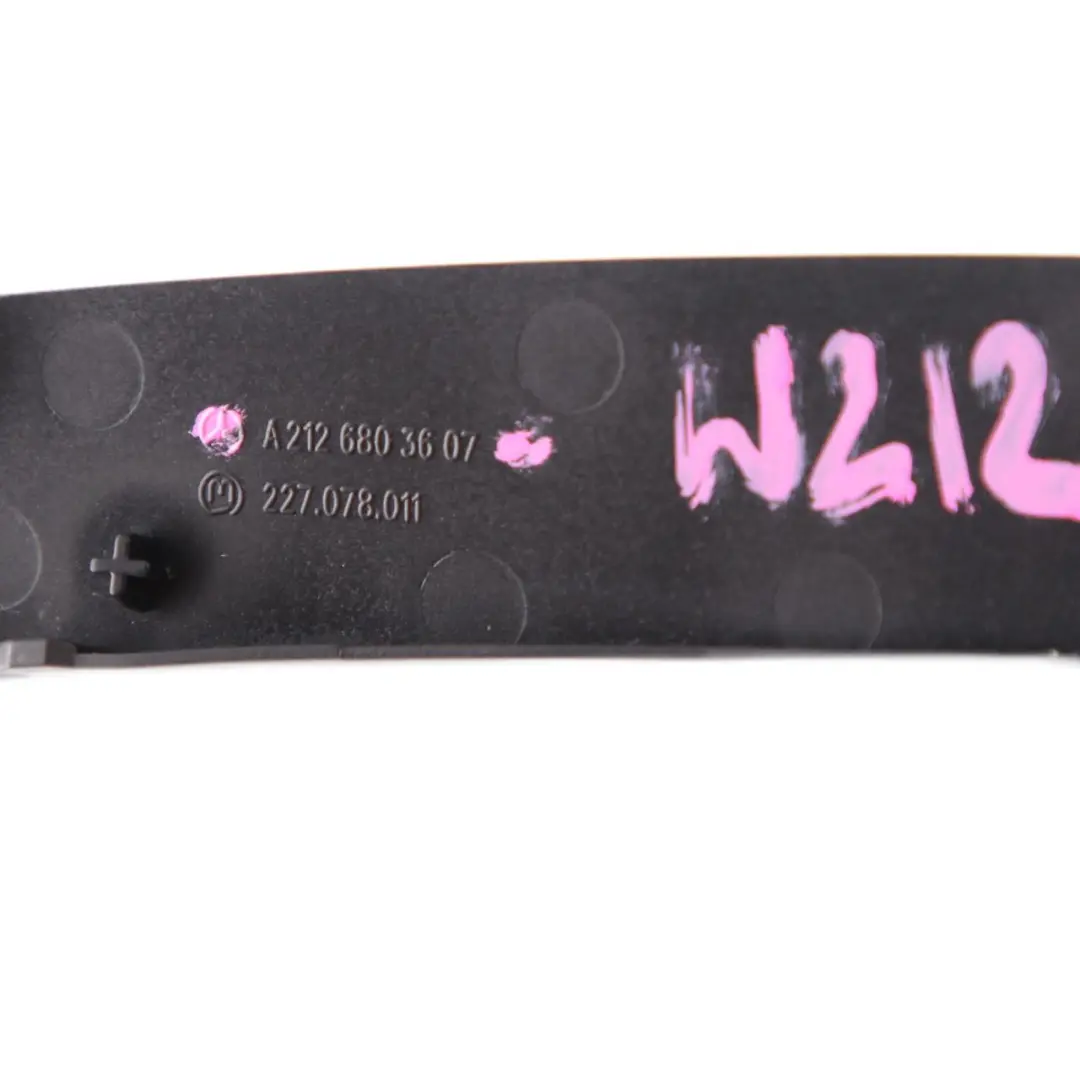 Salpicadero Mercedes W212 Frontal Salpicadero Embellecedor Negro - SKU A2126803607 - Número de pieza A2126803607