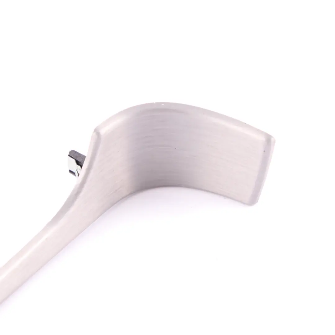 Nakładka Deski Rozdzielczej Aluminium do Mercedes W212 o numerze A2126805607 Mercedes W212 Nakładka Deski Rozdzielczej Aluminium - SKU A2126805607 - Numer Części A2126805607