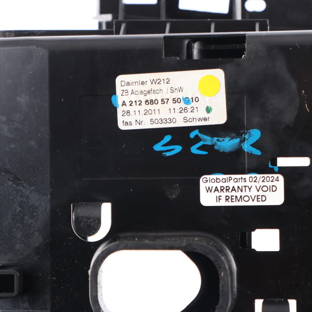 Front Mittelkonsole Lagerung Aschenbecher Abdeckung für Mercedes W212 mit Teilenummer A2126805750 Mercedes W212 Front Mittelkonsole Lagerung Aschenbecher Abdeckung - SKU A2126805750 - Teilenummer A2126805750