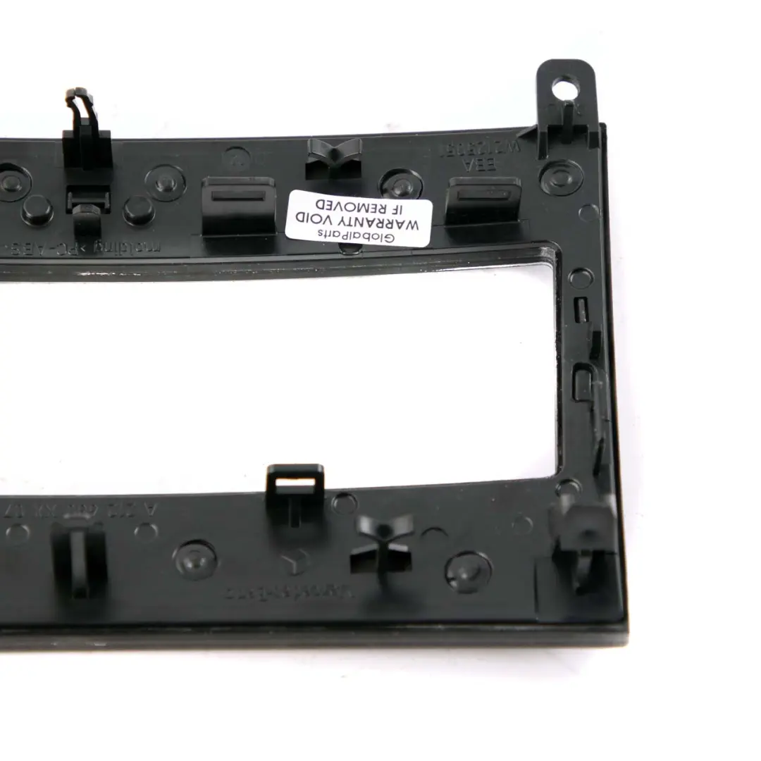 Rivestimento Cruscotto Mercedes W212 Interni Lucidi Avantgarde per con numero di parte A2126807107 Rivestimento Cruscotto Mercedes W212 Interni Lucidi Avantgarde - SKU A2126807107 - Numero di parte A2126807107