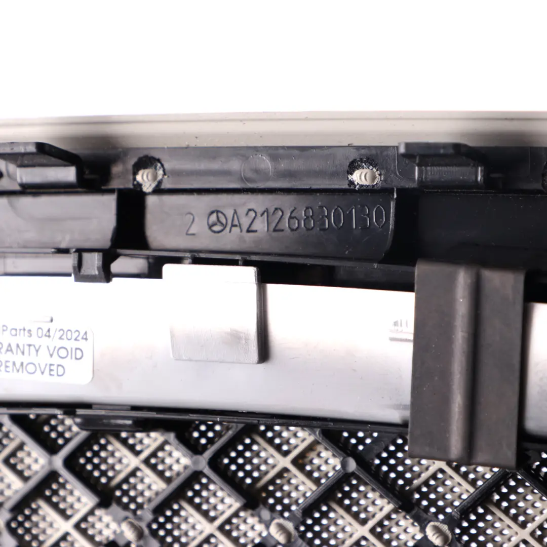Mercedes W212 Abdeckung dritte Bremse Bremslicht hinten Trim - SKU A2126830130-1 - Teilenummer A2126830130