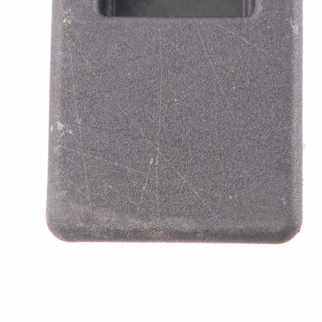 Mercedes W204 W212 Poignée Plancher Coffre Support Couvercle Levage - SKU A2126840035 - Numéro de pièce A2126840035