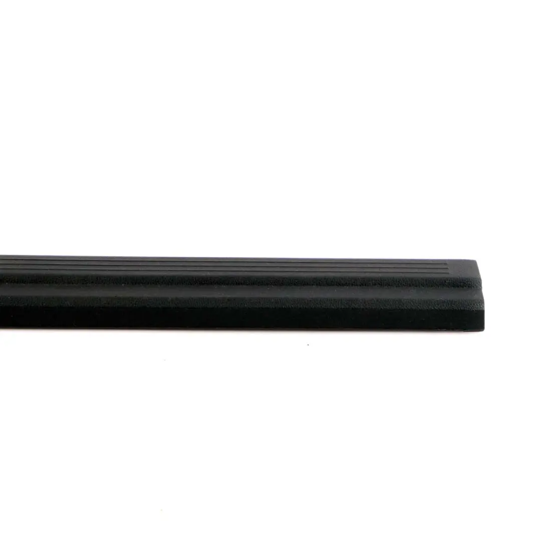 Mercedes W212 Porta Soglia Rivestimento Copertura Anteriore - SKU A2126860136 - Numero di parte A2126860136