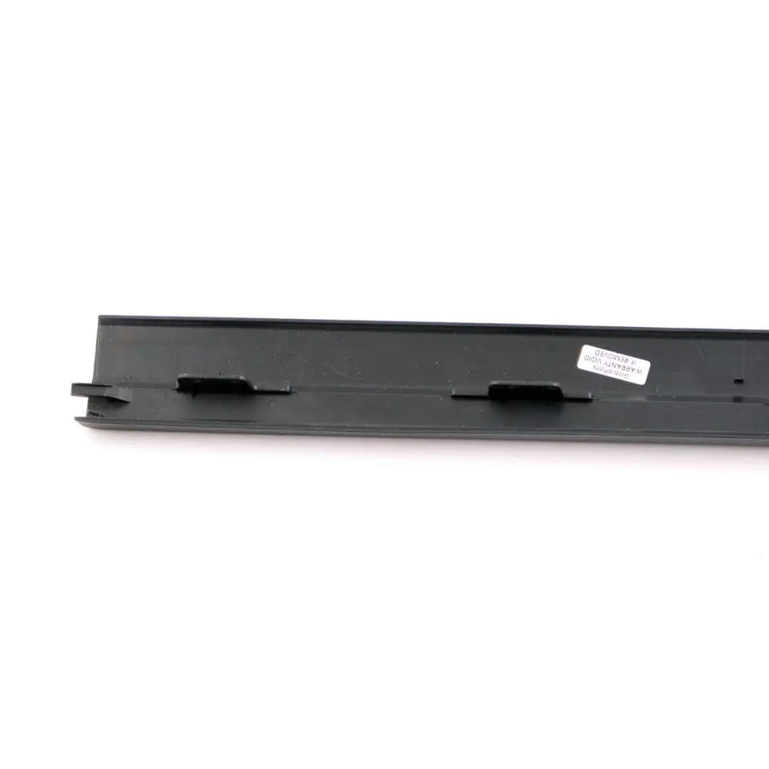 Mercedes W212 Seuil de Porte Rail Interieur Couverture Avant Droite - SKU A2126860236 - Numéro de pièce A2126860236