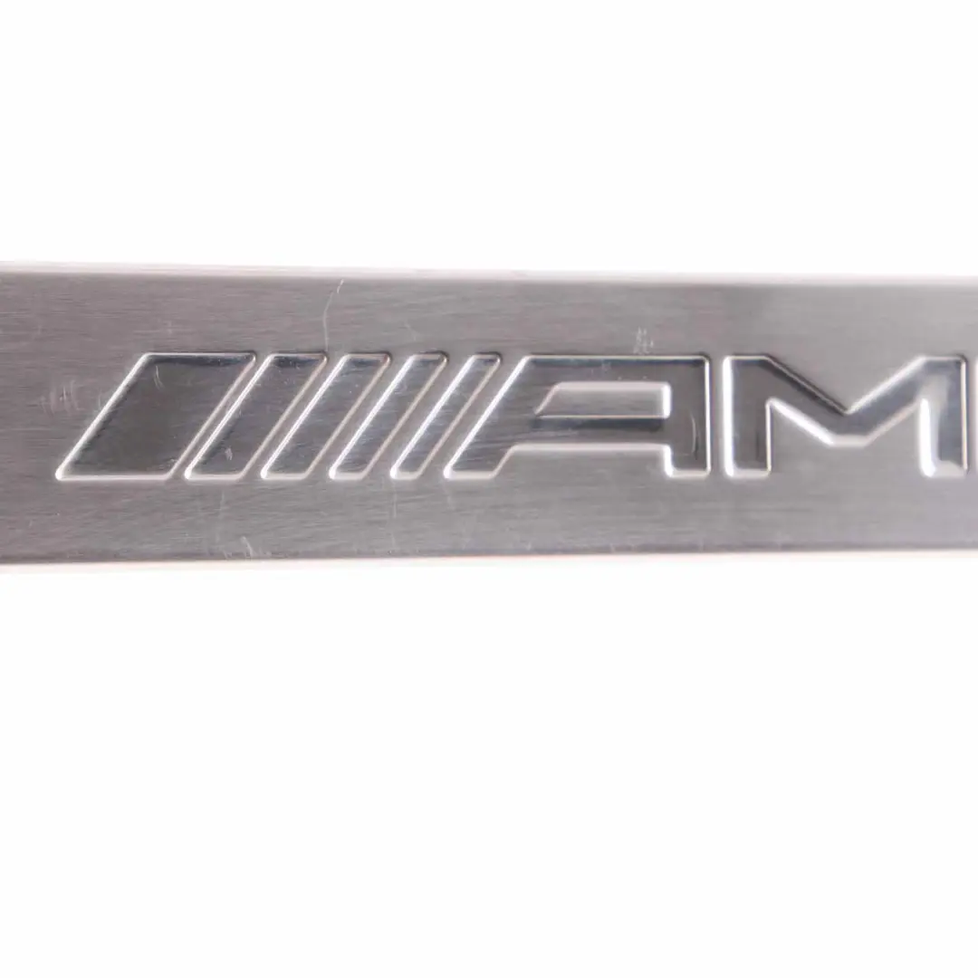 Mercedes W212 AMG placa umbral puerta delantera entrada Cubierta Juego molduras - SKU A2126862936 - Número de pieza A2126862936