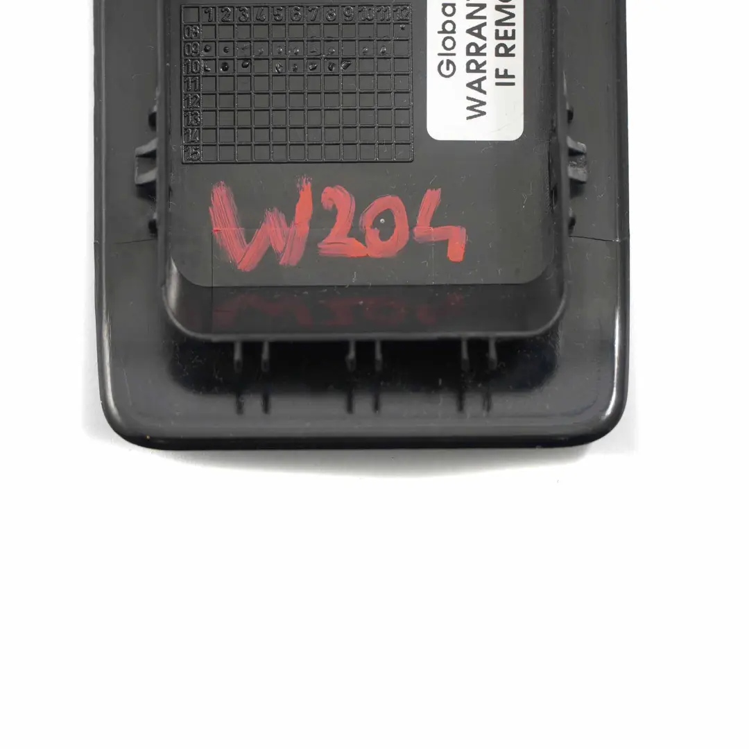 Mercedes W212 Ceinture Securite Guide l'Etagere Colis Cache-panneau - SKU A2126891708 - Numéro de pièce A2126891708