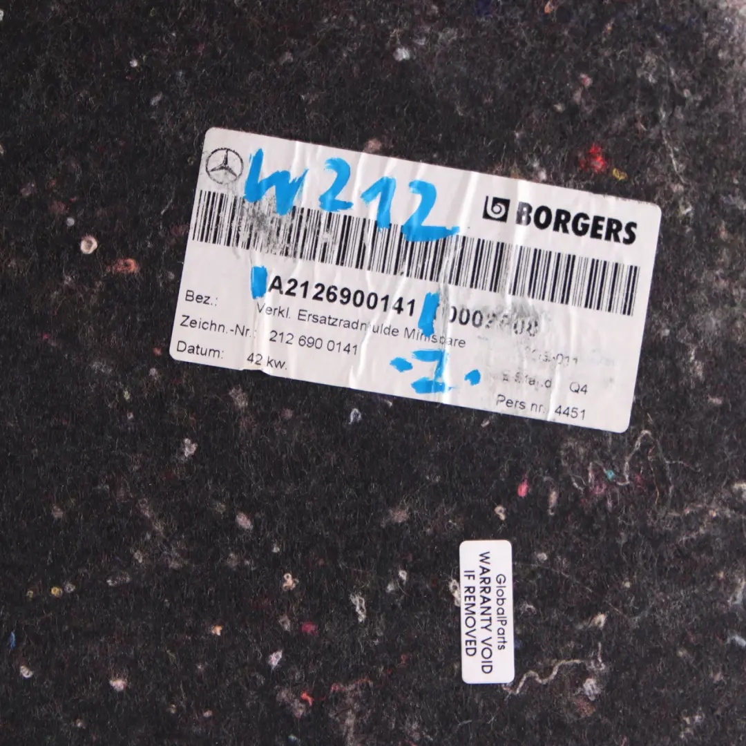 Wykłądzina Dywan Podłoga Bagażnika do MERCEDES W212 o numerze A2126900141 MERCEDES W212 Wykłądzina Dywan Podłoga Bagażnika - SKU A2126900141 - Numer Części A2126900141