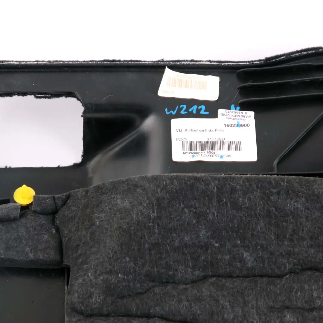 Pannello rivestimento laterale bagagliaio posteriore sinistro per Mercedes W212 con numero di parte A2126900153 Mercedes W212 Pannello rivestimento laterale bagagliaio posteriore sinistro - SKU A2126900153 - Numero di parte A2126900153