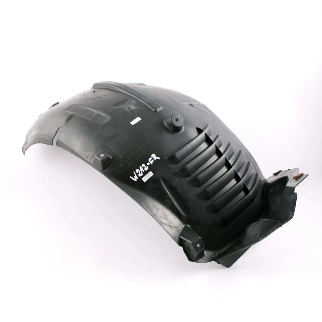 Arch Mercedes W212 Front Right O/S Liner Housing Trim Front Section to Cover Wheel with Part number A2126900230 Cover Wheel Arch Mercedes W212 Front Right O/S Liner Housing Trim Front Section - SKU A2126900230 - Part number A2126900230