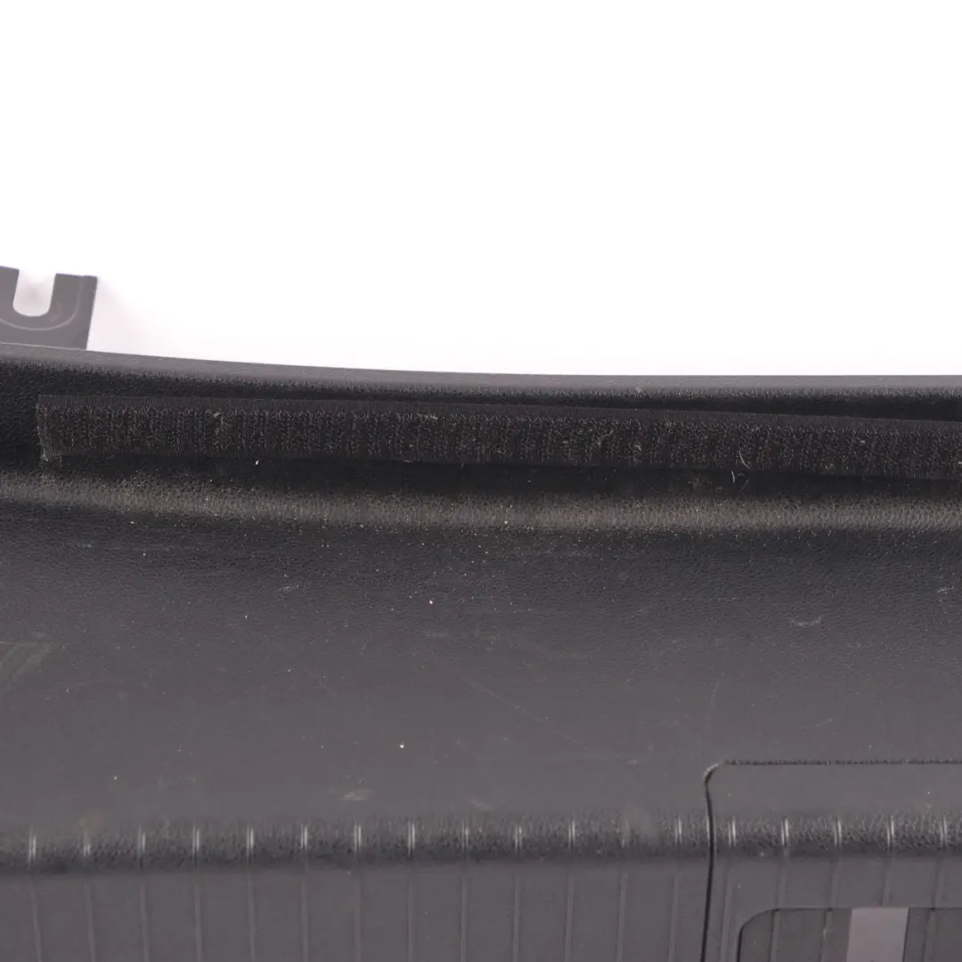 Listwa Nakładka Osłona Bagażnika do MERCEDES W212 o numerze A1696900141 MERCEDES W212 Listwa Nakładka Osłona Bagażnika - SKU A2126900241 - Numer Części A1696900141