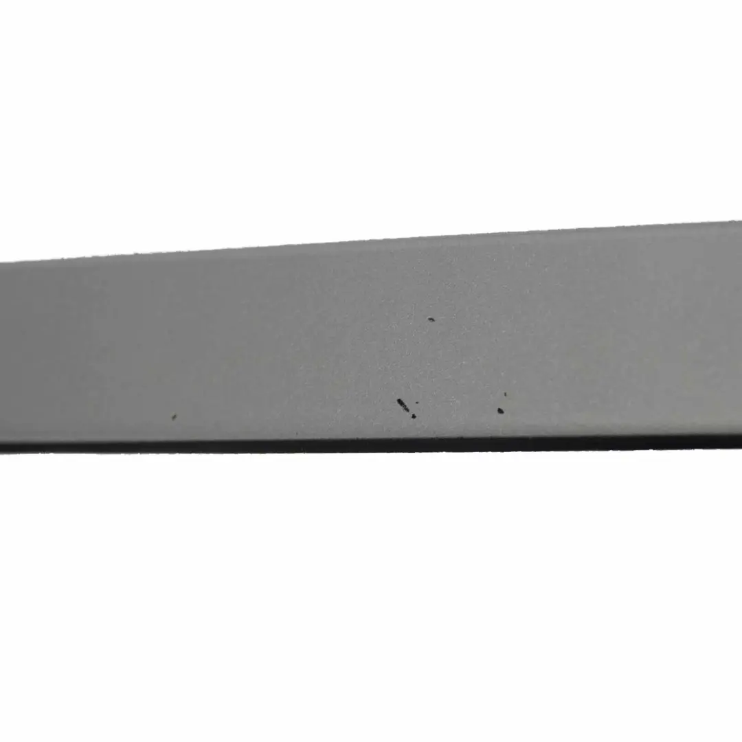 Mercedes W212 Bande de recouvrement de barres de toit gauche Argent Iridium 775 - SKU A2126900582-IRS - Numéro de pièce A2126900582
