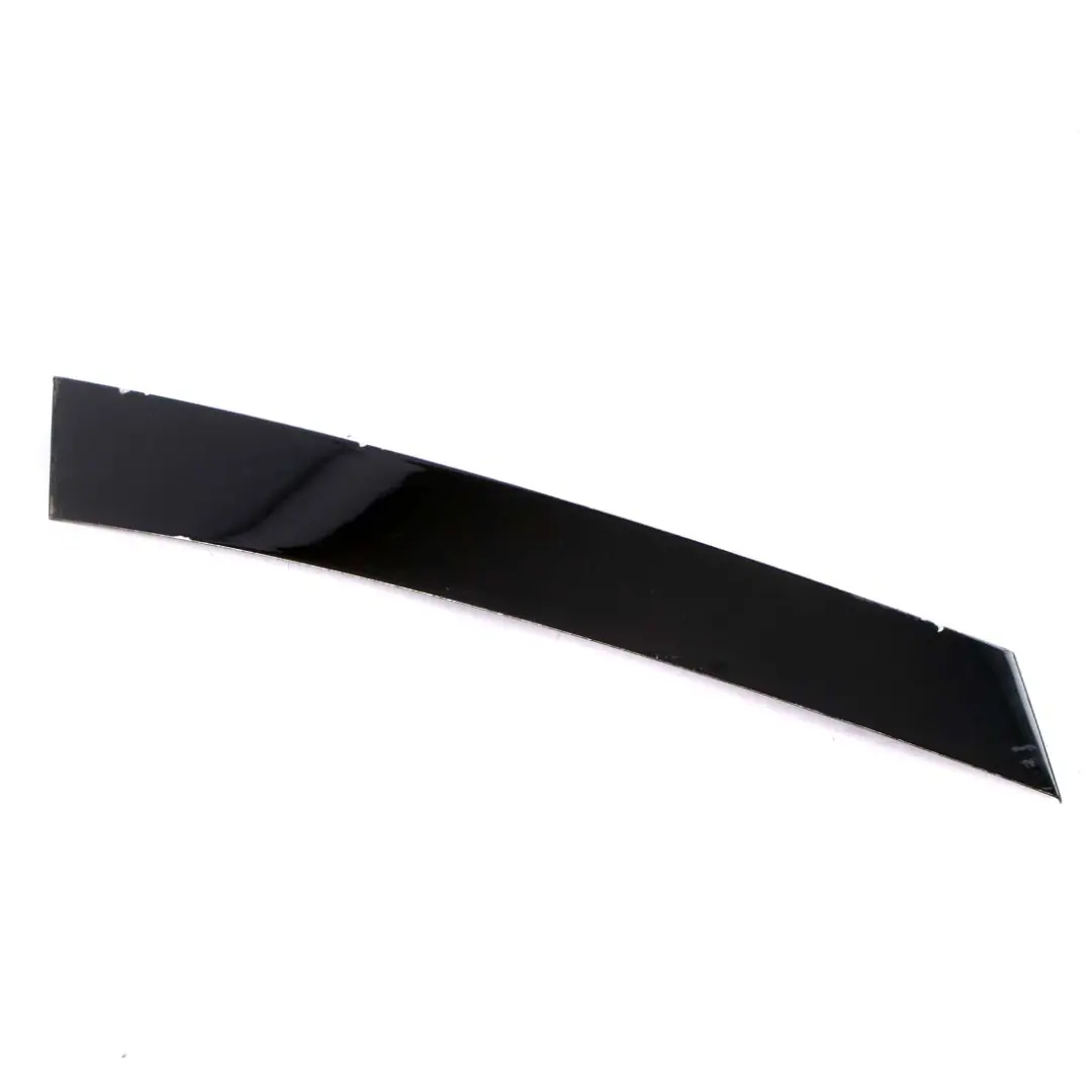 Mercedes W212 posteriore destro esterno nero C-Pillar Trim Cover Panel - SKU A2126900687 - Numero di parte A2126900687