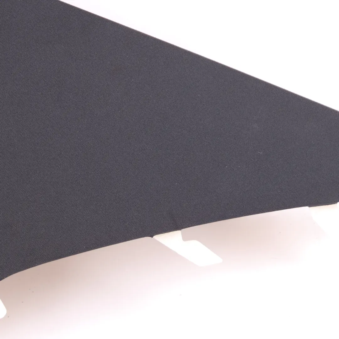 Embellecedor Pilar C Tapa Trasera Derecha O/S Negro para Mercedes W212 con número de pieza A2126900825 Mercedes W212 Embellecedor Pilar C Tapa Trasera Derecha O/S Negro - SKU A2126900825-2 - Número de pieza A2126900825