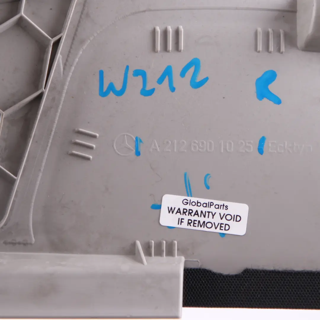 Trim D Säule hinten rechts obere Leiste Abdeckung für Mercedes W212 mit Teilenummer A2126901025 Mercedes W212 Trim D Säule hinten rechts obere Leiste Abdeckung - SKU A2126901025 - Teilenummer A2126901025