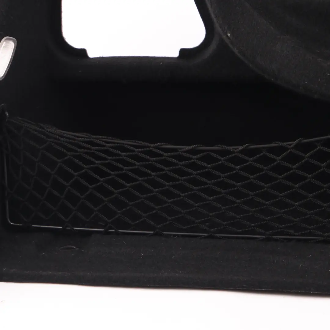 Baule Bagagliaio Sinistra N/S Copri Pannello Laterale per Mercedes W212 con numero di parte A2126901341 Mercedes W212 Baule Bagagliaio Sinistra N/S Copri Pannello Laterale - SKU A2126901341 - Numero di parte A2126901341