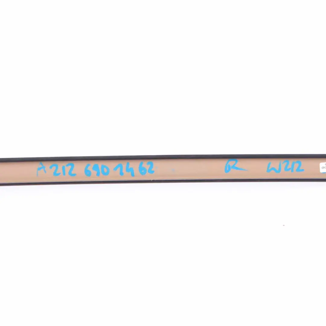 Dachreling Strip Estate Rechts Railing Rack Moulding Schwarz für Mercedes S212 mit Teilenummer A2126901462 Mercedes S212 Dachreling Strip Estate Rechts Railing Rack Moulding Schwarz - SKU A2126901462 - Teilenummer A2126901462