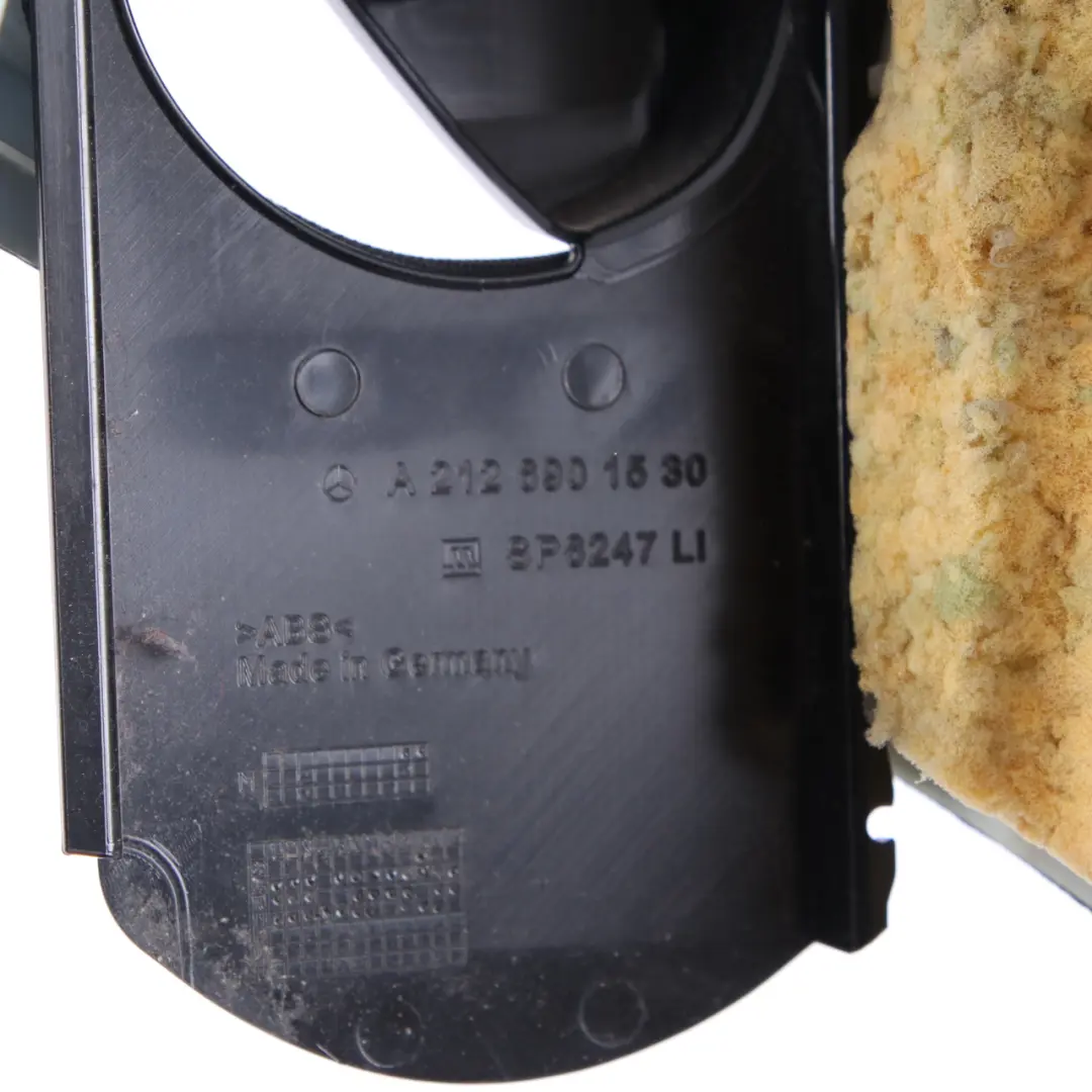 Osłona Tapicerka Słupka Czarna Lewa do Mercedes W212 o numerze A2126901525 Mercedes W212 Osłona Tapicerka Słupka Czarna Lewa - SKU A2126901525 - Numer Części A2126901525