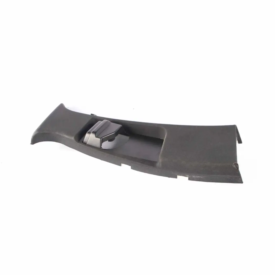 Recubrimiento Pilar B Panel Derecho Tela Negra para Mercedes W212 con número de pieza A2126902026 Mercedes W212 Recubrimiento Pilar B Panel Derecho Tela Negra - SKU A2126902026 - Número de pieza A2126902026