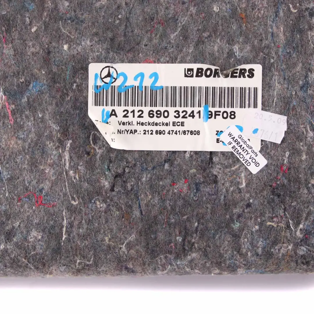 Kofferraum Heckklappe Innenverkleidung Limousine für Mercedes W212 mit Teilenummer A2126903241 Mercedes W212 Kofferraum Heckklappe Innenverkleidung Limousine - SKU A2126903241 - Teilenummer A2126903241