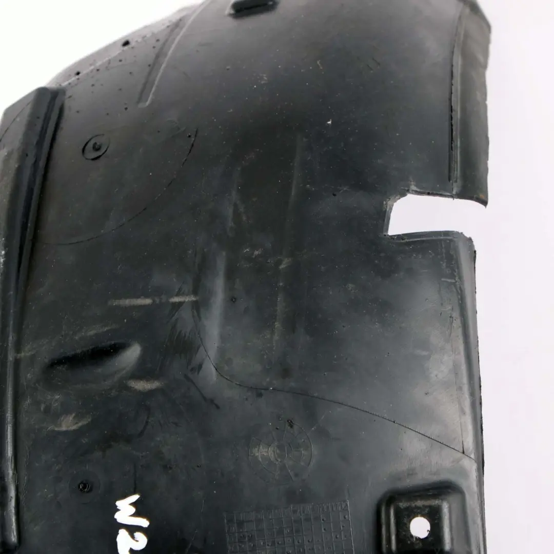 Revestimiento Del Paso De Rueda Delantero Izquierdo para Mercedes W212 con número de pieza A2126904330 Mercedes W212 Revestimiento Del Paso De Rueda Delantero Izquierdo - SKU A2126904330 - Número de pieza A2126904330