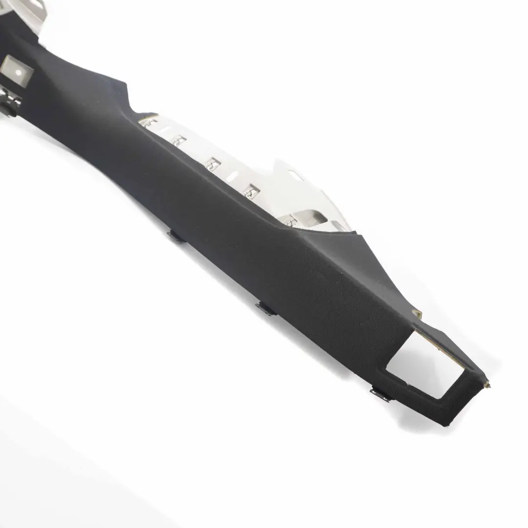 Piastra Accesso Porta Posteriore Sinistra Pannello Copertura per Mercedes W212 con numero di parte A2126904725 Mercedes W212 Piastra Accesso Porta Posteriore Sinistra Pannello Copertura - SKU A2126904725 - Numero di parte A2126904725