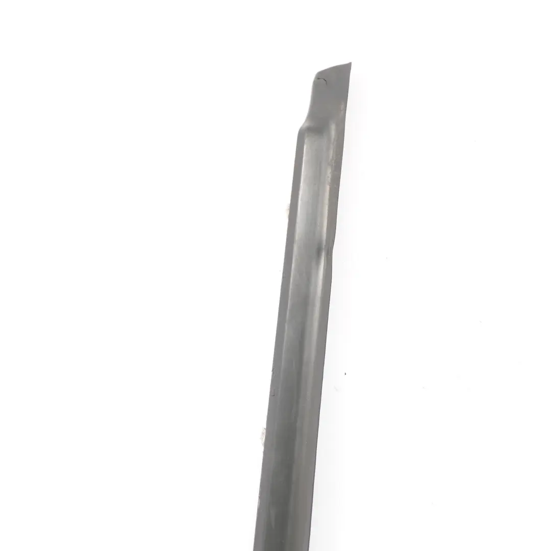 Mercedes W212 Banda de puerta trasera derecha moldura inferior - SKU A2126904862 - Número de pieza A2126904862