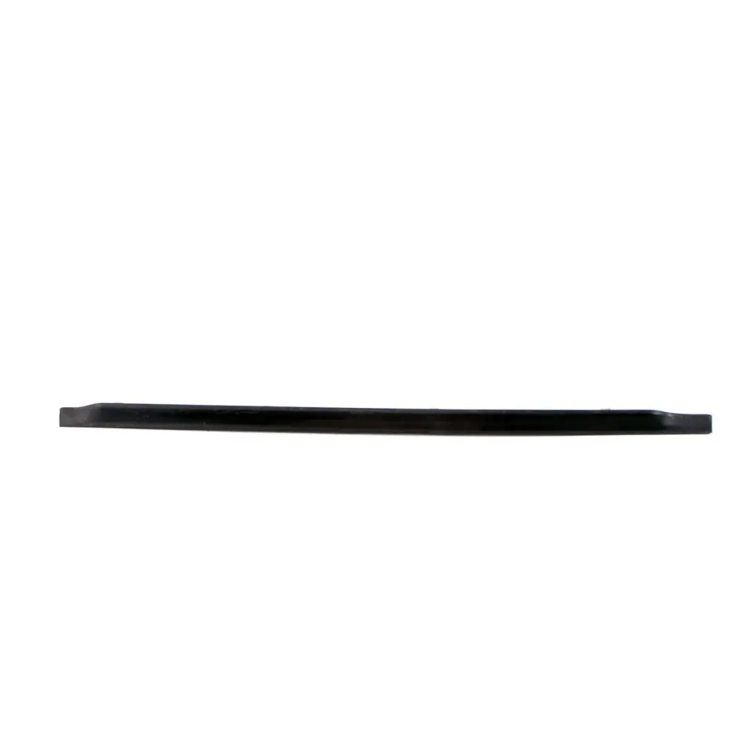  Door Strip Mercedes W212 Joint D'étanchéité Inférieur Arrière Droit - SKU A2126905062 - Numéro de pièce A2126905062