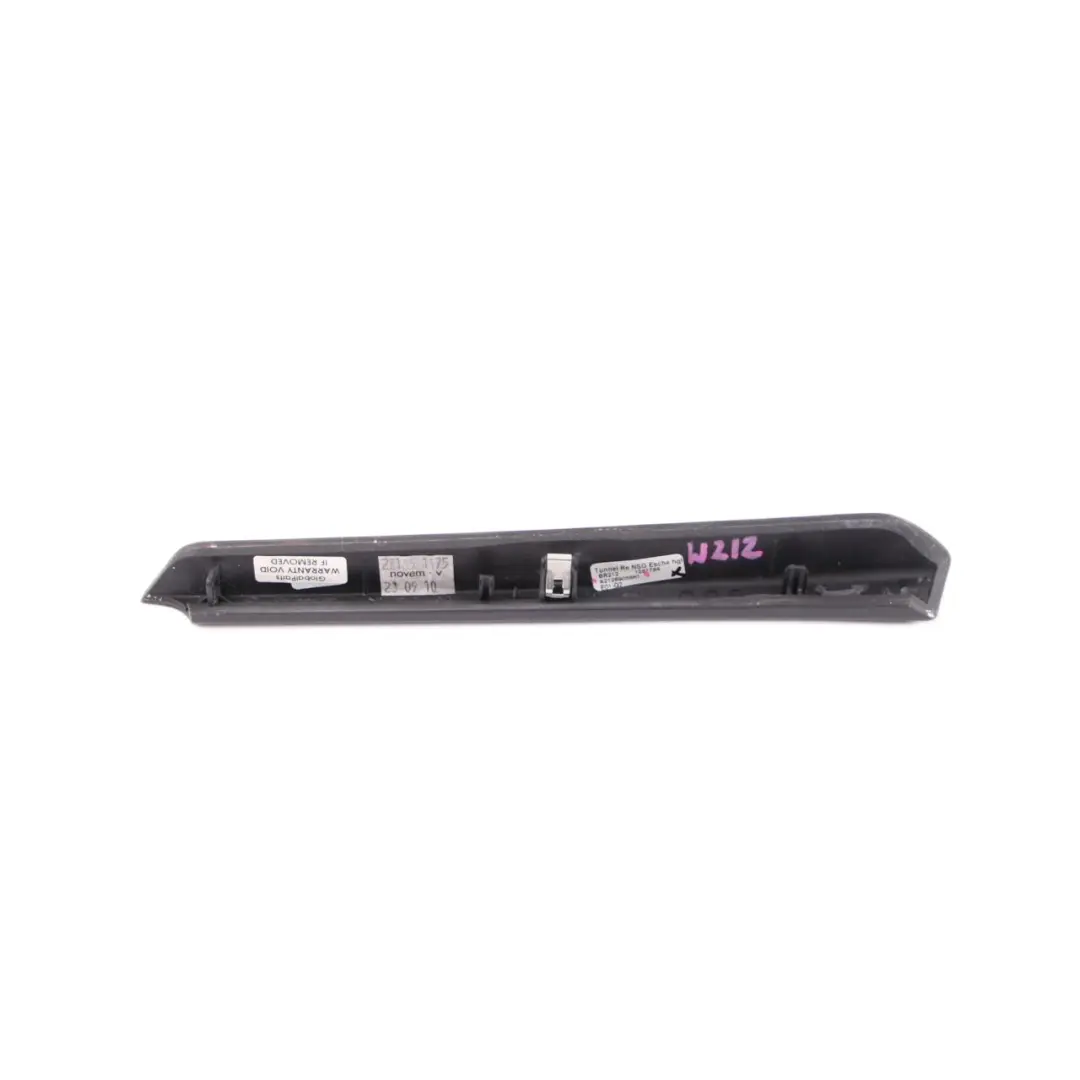  Panneau garniture Mercedes W212 console centrale droite Brillant - SKU A2126905662 - Numéro de pièce A2126905662