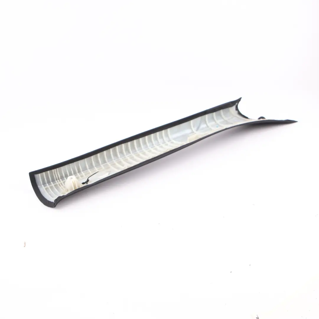 Mercedes W212 Embellecedor Pilar A Tapa Delantera Izquierda Negro - SKU A2126905925-2 - Número de pieza A2126905925