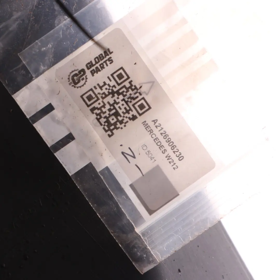 Arch Mercedes W212 Front Right O/S Liner Housing Trim Front Section to Cover Wheel with Part number A2126906230 Cover Wheel Arch Mercedes W212 Front Right O/S Liner Housing Trim Front Section - SKU A2126906230 - Part number A2126906230